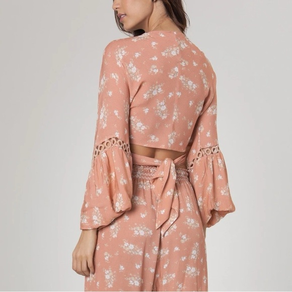 Agua Bendita Resort Angie Manila Floral Print Cropped Tie Bell Sleeve Top NWT S - Picture 4 of 12